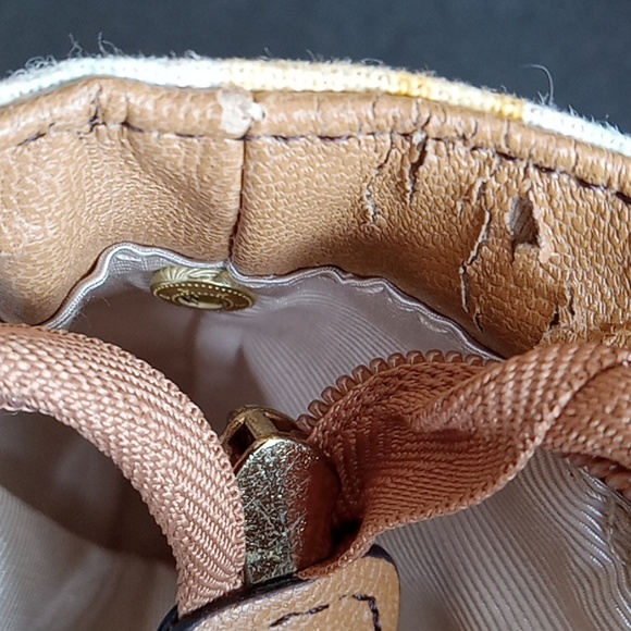 Aigner Tote Bag - Picture 13 of 13